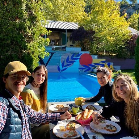 Camping Alta Ribagorca 엘 폰트 데 수에르트 외부 사진