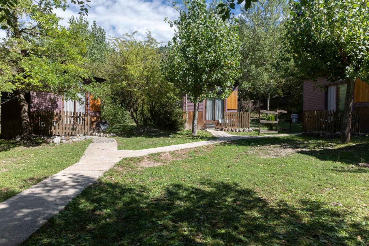 Camping Alta Ribagorca 엘 폰트 데 수에르트 외부 사진