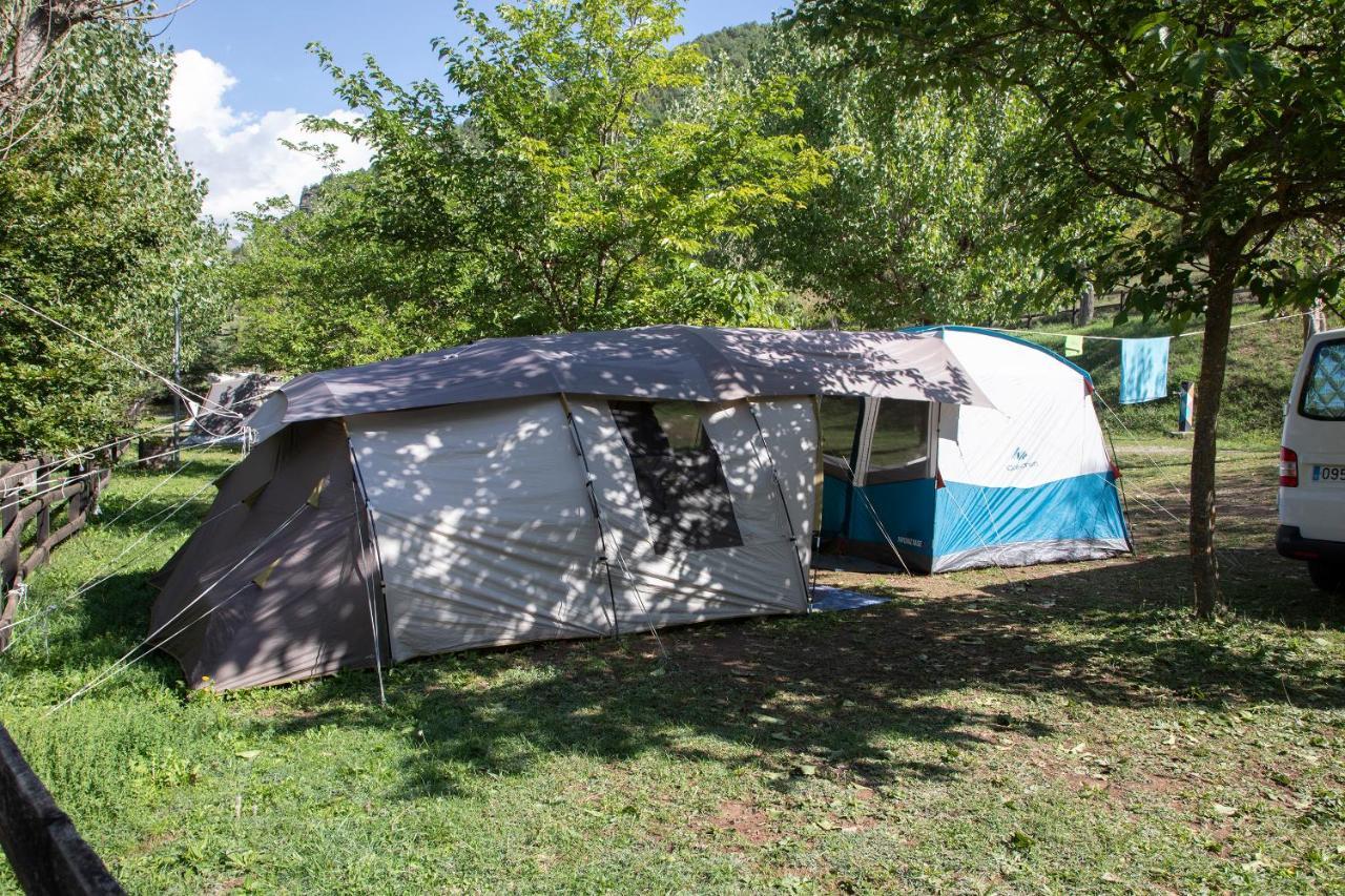 Camping Alta Ribagorca 엘 폰트 데 수에르트 외부 사진
