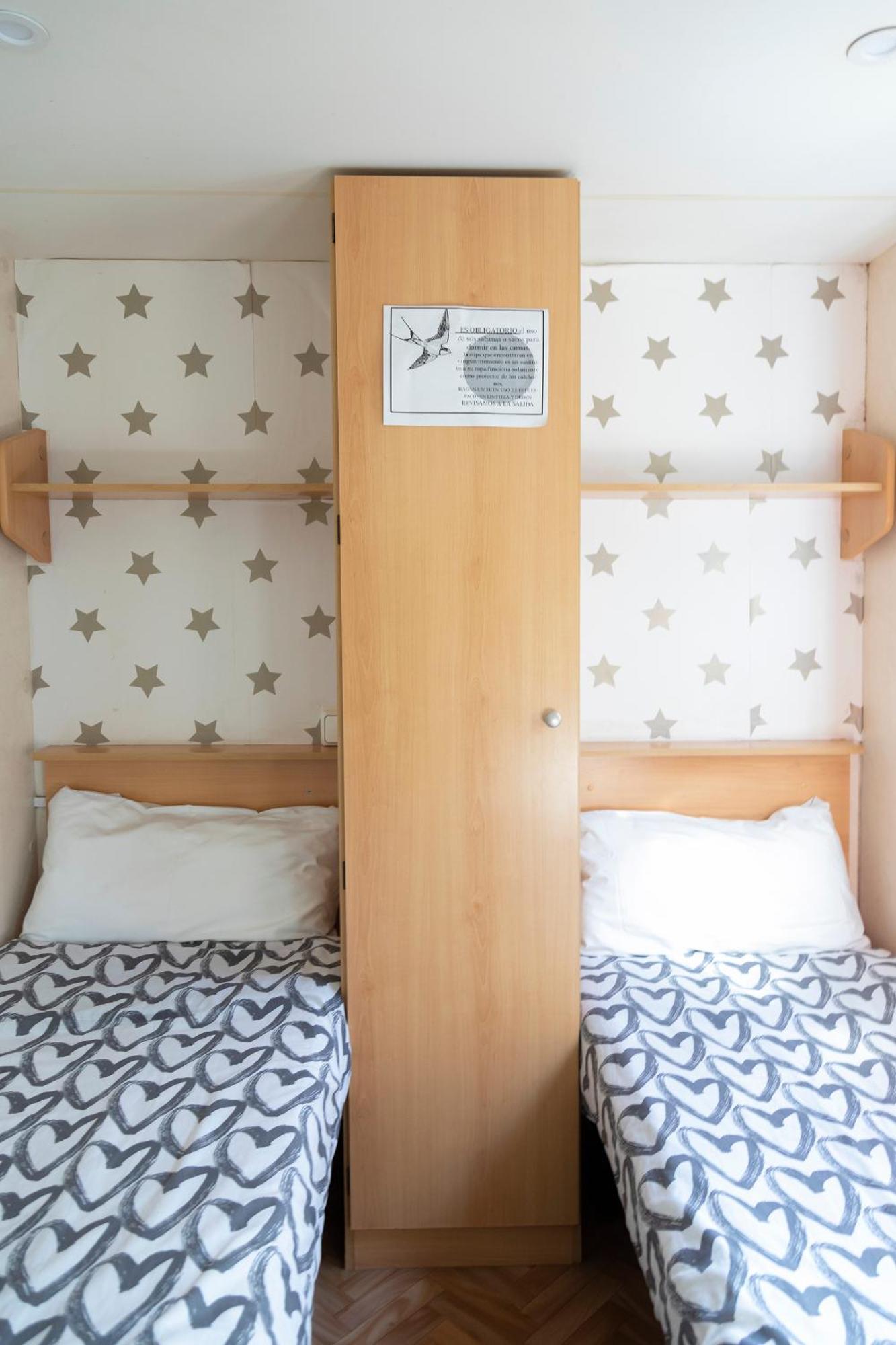 Camping Alta Ribagorca 엘 폰트 데 수에르트 객실 사진